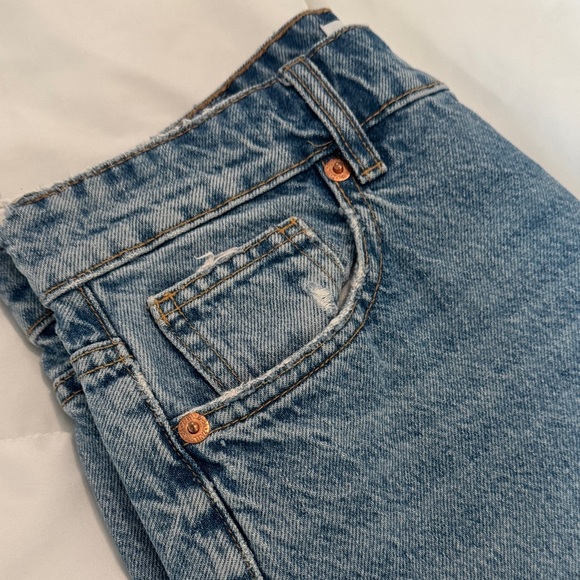 Zara Light Blue Straight Leg Jeans - Picture 4 of 5